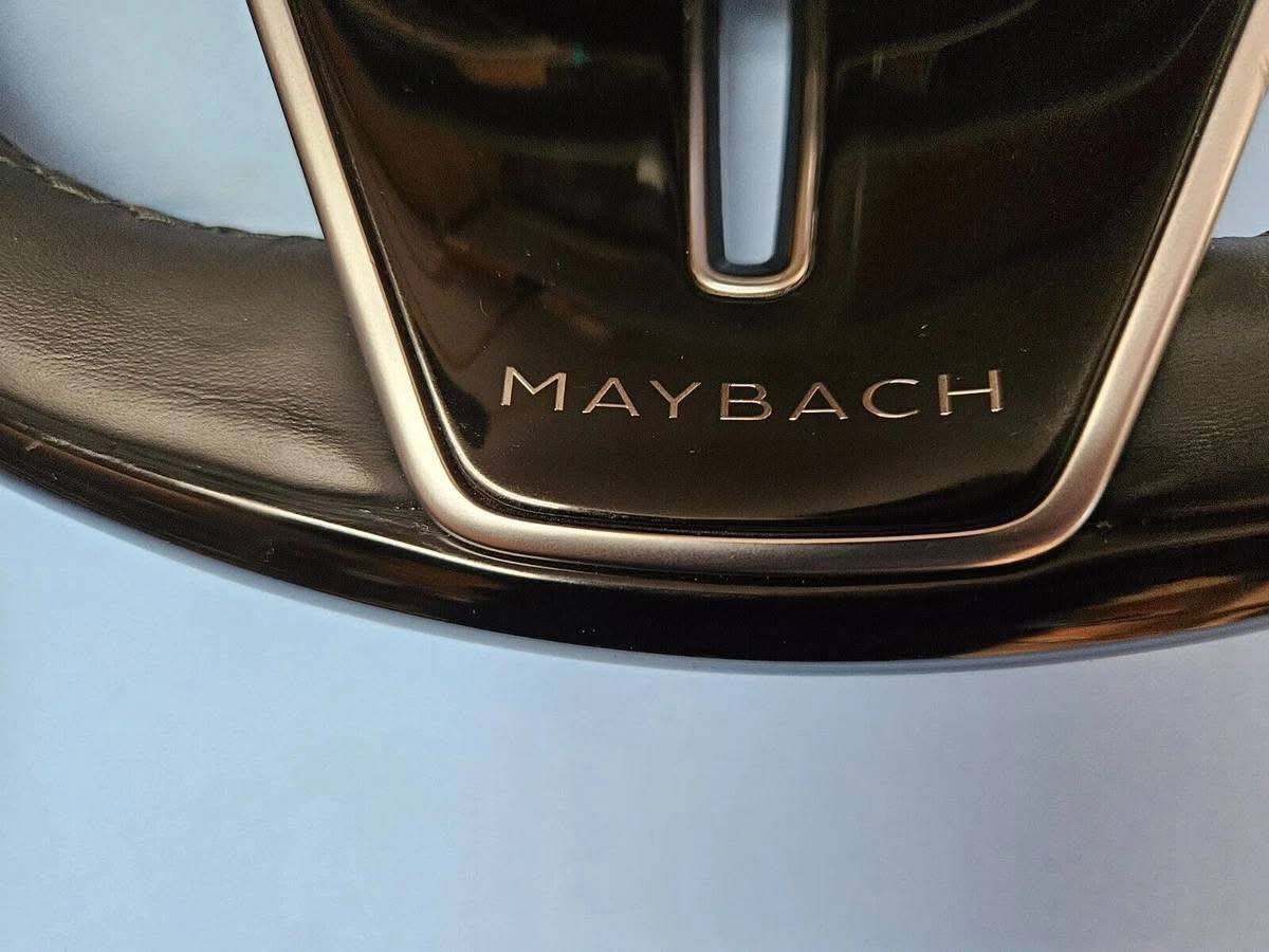 Maybach steering wheel